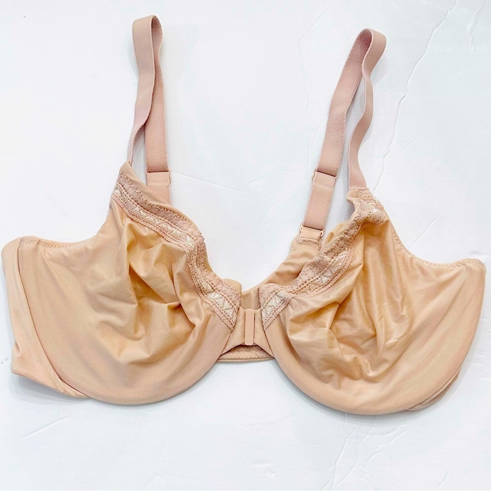 NWOT Wacoal Perfect Primer Front Close Bra.